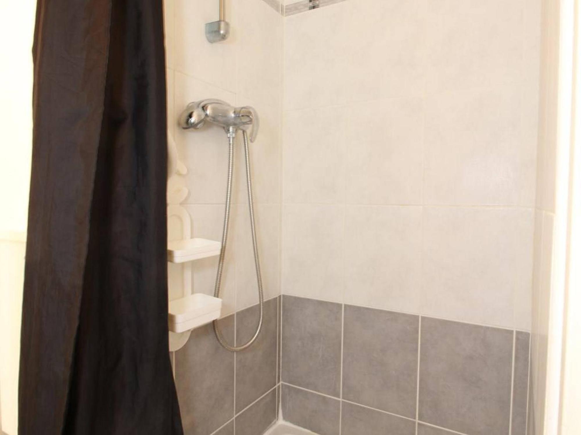 Appartement T2 Avec Terrasse, Proche Thermes, Garage Et Wifi - Balaruc-Les-Bains - Fr-1-553-182 Zewnętrze zdjęcie